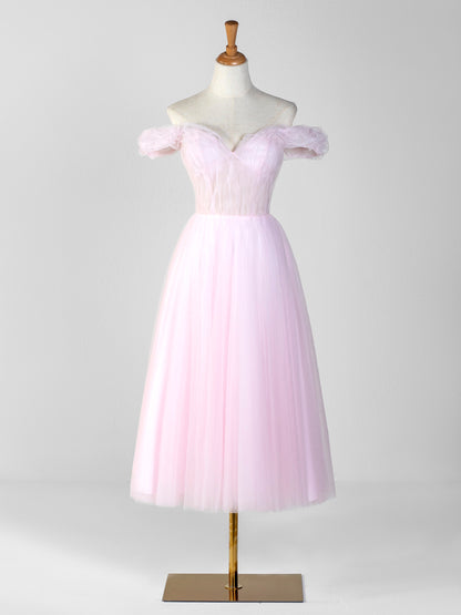 Vestido de fiesta de tul con escote corazón y hombros descubiertos, largo hasta la rodilla