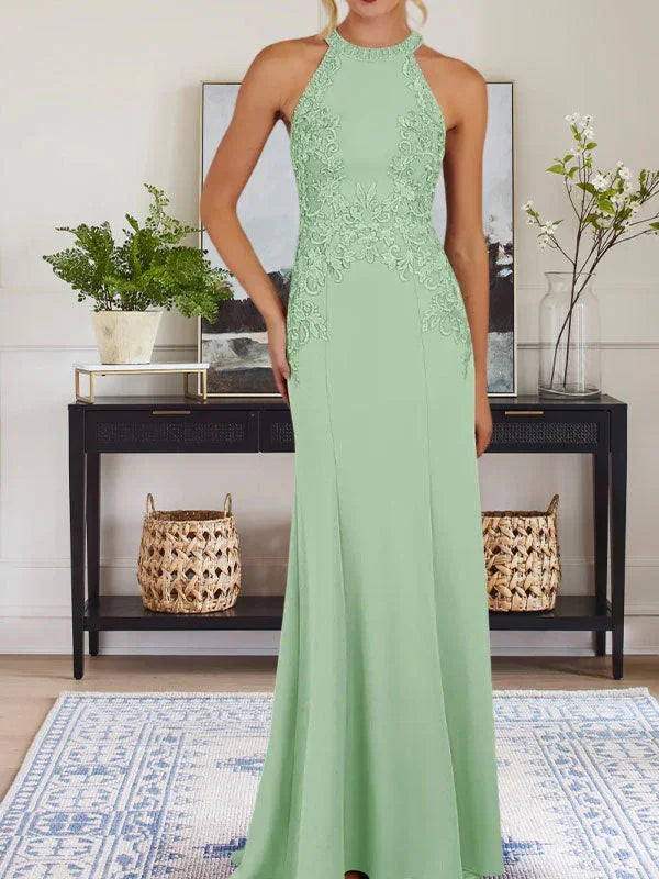 Vestido largo azul polvoriento tipo funda con cuello halter para madre de la novia con apliques