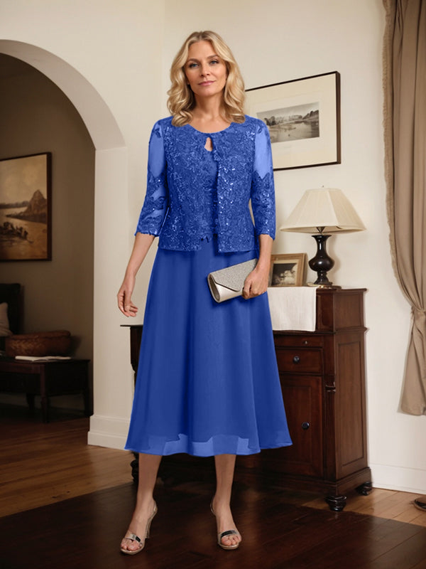 Robe de mère de la mariée en dentelle et mousseline, longueur thé, en ligne A, décolleté arrondi, ornée de paillettes