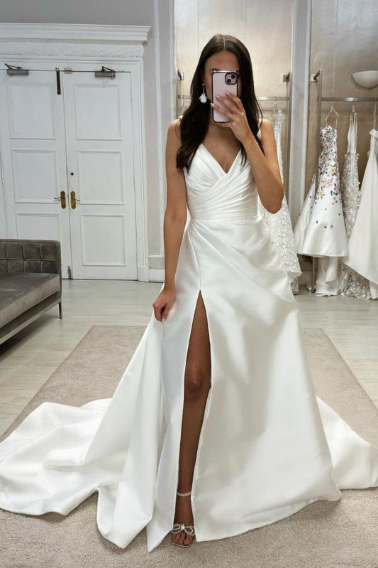 Langes, schlichtes, ärmelloses Designer-Brautkleid aus Satin in A-Linie mit V-Ausschnitt und Schlitz