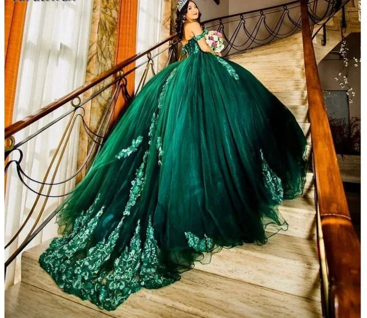 Abito verde scuro per Quinceañera Abito per sedicesimo compleanno Abito con paillettes e perline Abito da ballo Y3030