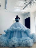 Luxuriöses handgefertigtes Ballkleid mit flauschigen Tüllvolants, blaues Kleid für die Quinceañera, Festkleid für den Übergangsritus, Festkleid für feierliche Anlässe Y6550
