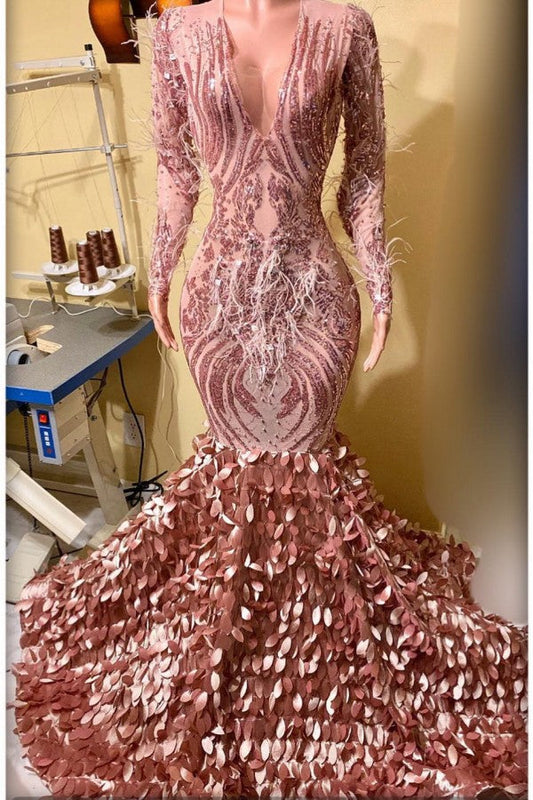 Elegante vestido de fiesta largo de sirena con escote en V, apliques de encaje y mangas
