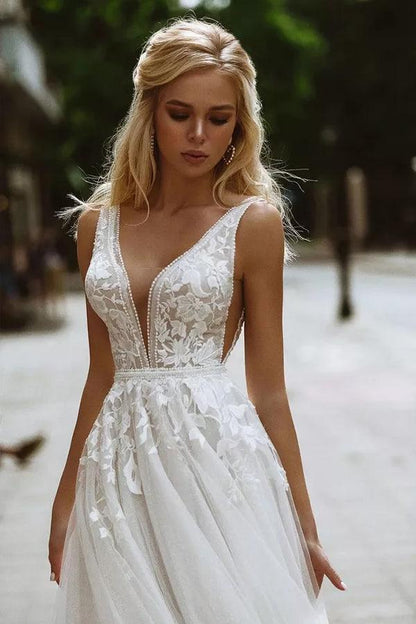 Elegantes A-Linie V-Ausschnitt Spitze Strand Brautkleid Brautkleid