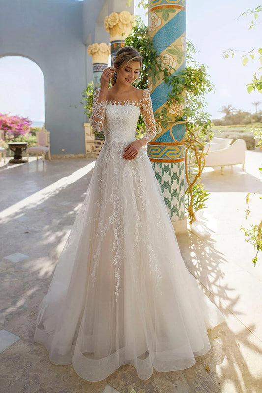 Elegant Long Sleeves Scoop Neck Lace Appliques Beach Wedding Dress