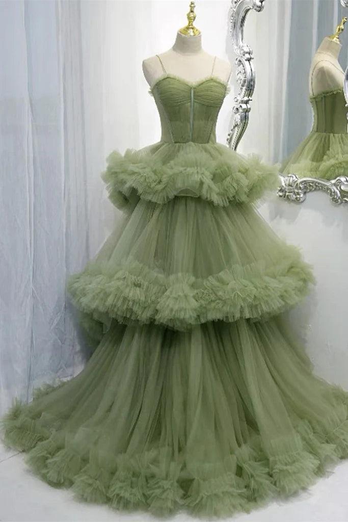 Abito elegante da cerimonia in tulle verde a balze plissettate con spalline PSK417