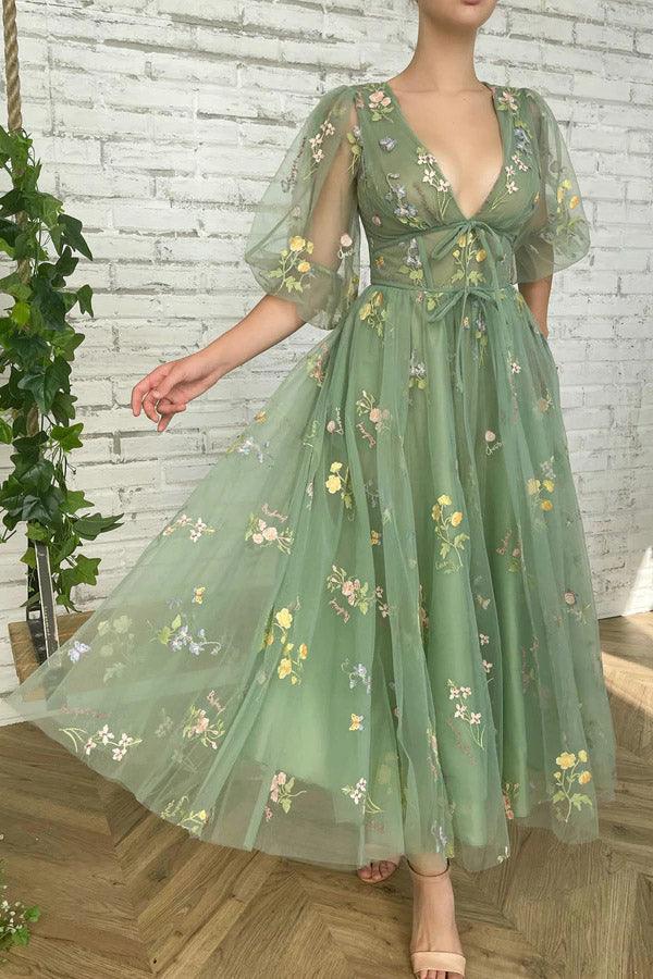 Abito elegante verde tè con maniche a metà lunghezza Abito corto per il ritorno a casa