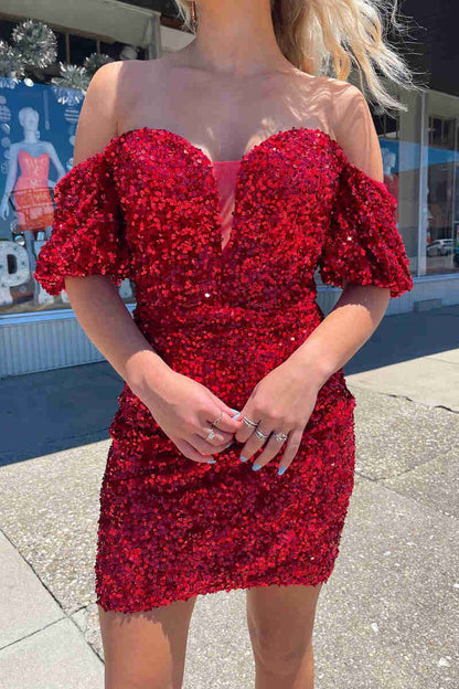 Figurbetontes Homecoming-Kleid mit Herzausschnitt und Pailletten