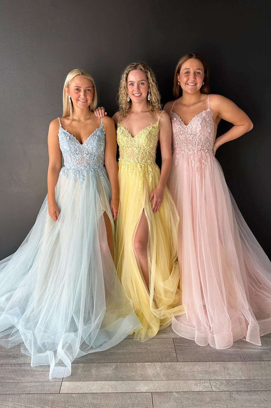 Vestido de fiesta de tul con escote en V, apliques de encaje y corte A