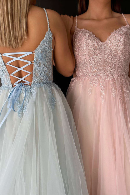 Vestido de fiesta de tul con escote en V, apliques de encaje y corte A