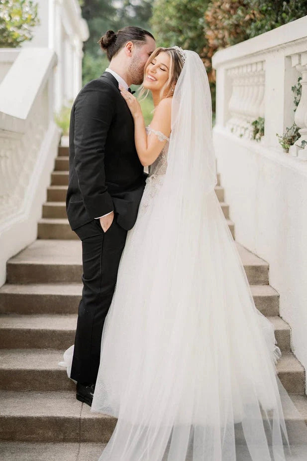 Vestidos de Noiva em Tule com Decote Coração e Contas, Modelo Fairy A Line