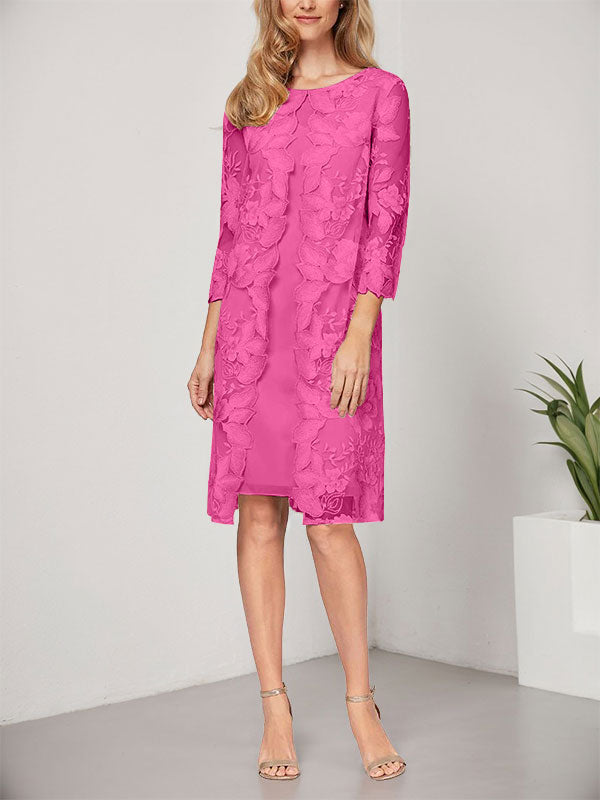 Robe de mère de la mariée en mousseline et dentelle, longueur genou, coupe en A, décolleté arrondi, avec veste