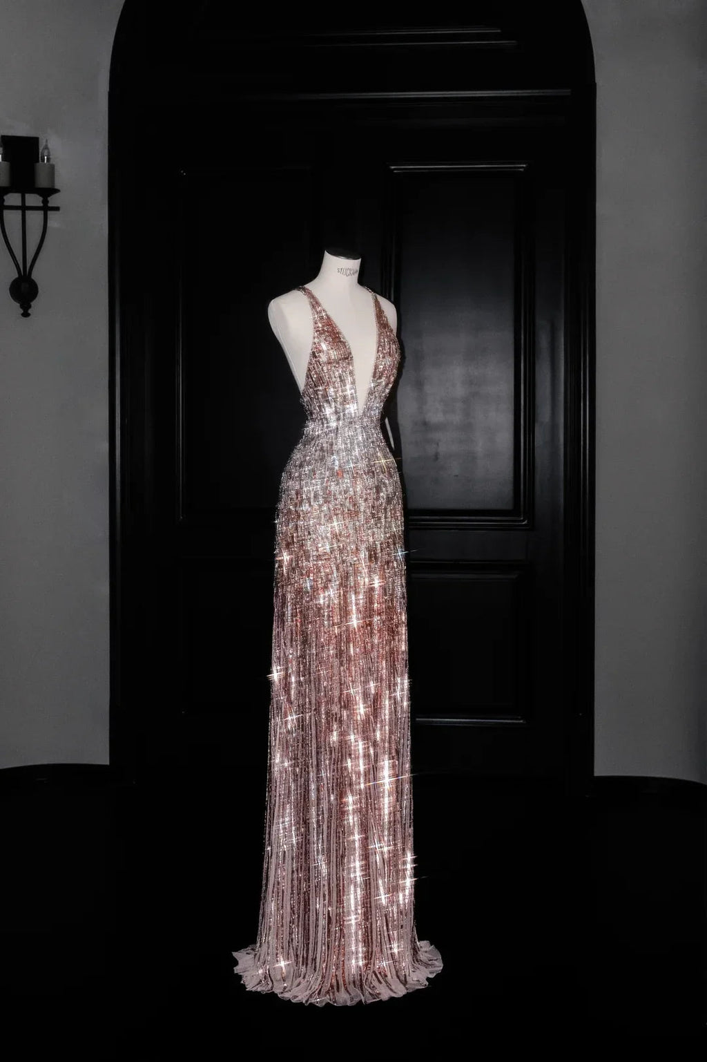 Abito da sera lungo formale con scollo profondo a V, senza schienale, ricoperto di paillettes di lusso, abito da ballo Y8683
