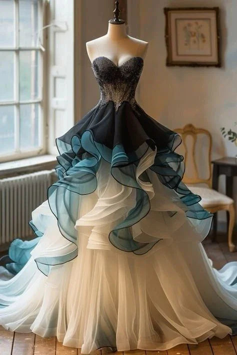 Abito da sera unico senza spalline in tulle con perline, balze e linea a trapezio, abito da ballo formale Y8343