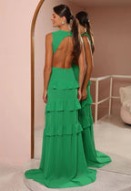 Vestido de Festa Longo Verde Esmeralda com Decote Profundo em V, Folhos em Camadas e Costas Descobertas Y8386