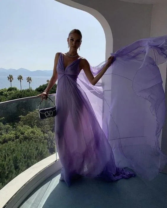 Abito da sera lungo semplice viola con scollo a V in tulle Y7774