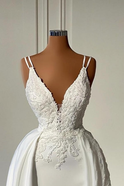 Robe de mariée longue ivoire en ligne A, décolleté en V, sans manches, en dentelle, élégante