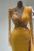 Vestidos de baile elegantes de cetim com decote em V, mangas compridas, corte sereia e cauda