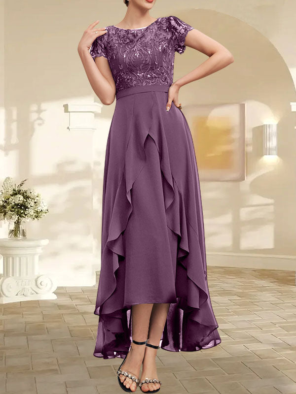 Robe de mère de la mariée en mousseline et dentelle asymétrique illusion à encolure dégagée, coupe en A, avec nœud, volants et paillettes