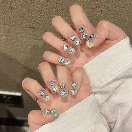 Uñas prensadas a mano con pegamento, accesorios de alta calidad para uñas, uñas postizas personalizadas de lujo a la moda. 