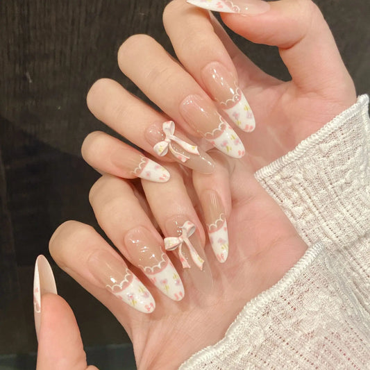 Pintado a mano con flores, primavera y verano, el más vendido, French Blush Pure Desire, uñas para usar totalmente hechas a mano. 