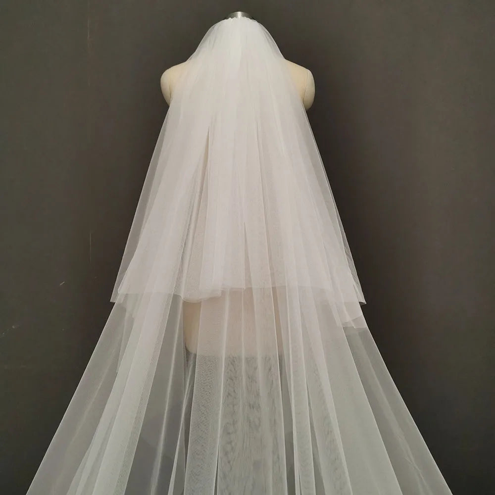 Custom Ivory Lace Wedding Veil With Comb And Blusher For Modern Bride