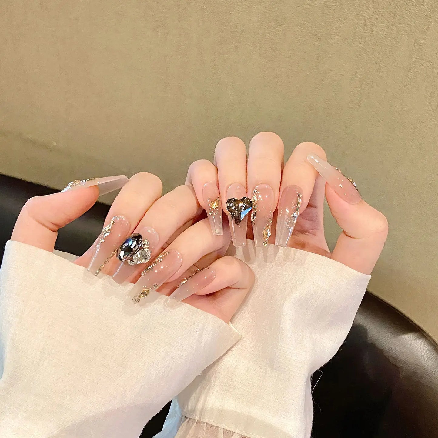 Nuevas uñas postizas desmontables extra largas con degradado, hechas a mano, con diamantes de imitación color piel, de lujo. 