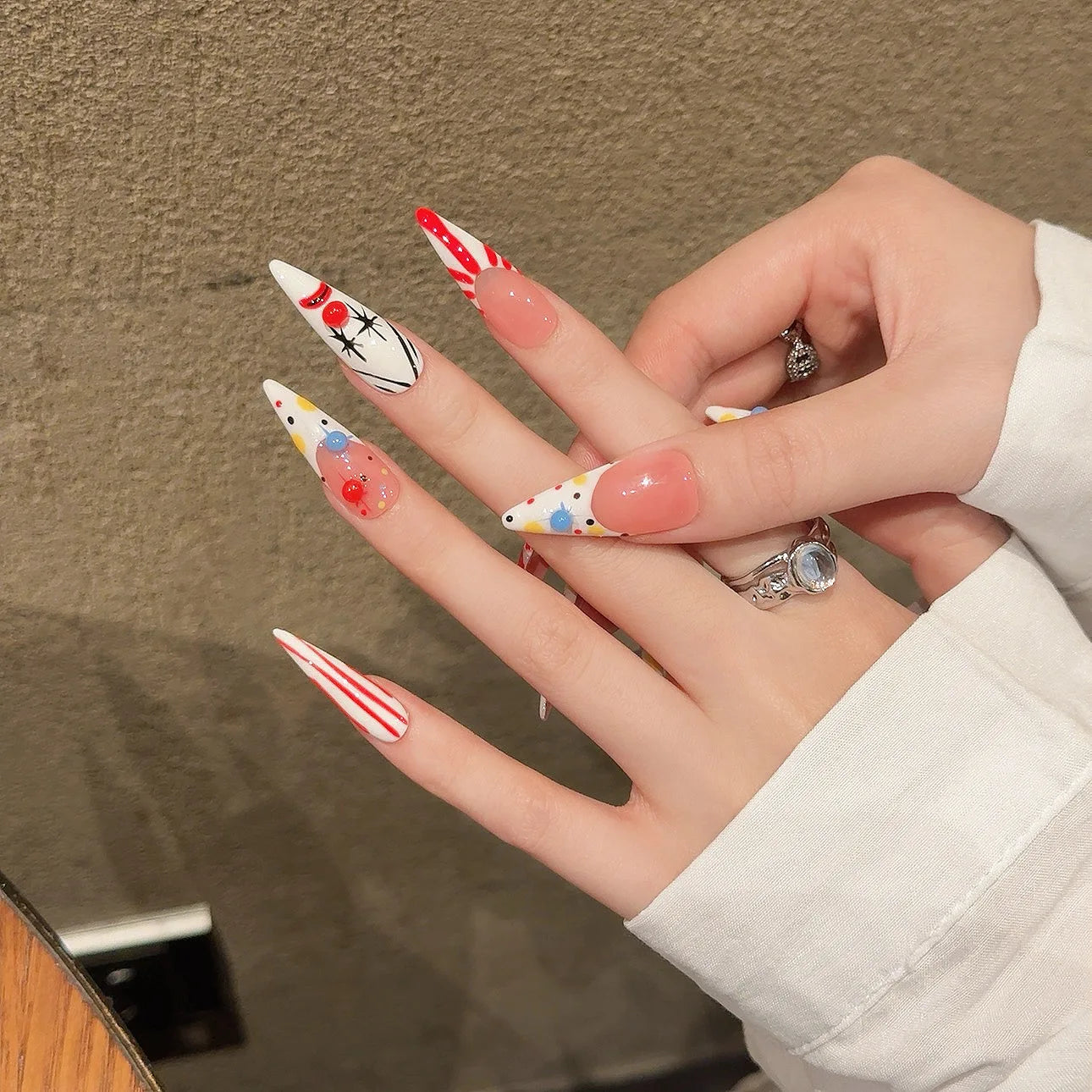 Latest High Quality ABS Detachable Press on Nails Hand Drawn Clown Artificial Nails Gel False Nails