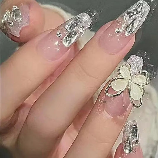 Uñas postizas de gel suave hechas a mano con parche de purpurina de mariposa de diamante roto de celebridades de Internet 