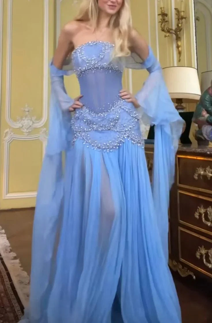 Vestido longo azul claro de festa e cerimónia em chiffon, modelo A, com decote ombro a ombro Y8045