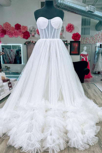 Vestido de fiesta de tul sin tirantes, con corsé y volantes, corte A