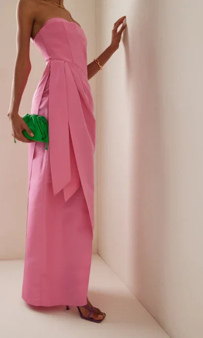 Elegante abito da sera rosa lungo fino a terra senza spalline Y8406