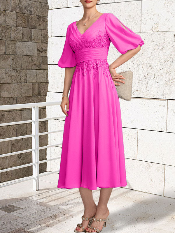 A-Linie V-Ausschnitt Wadenlanges Chiffon-Kleid für die Brautmutter mit Plissee