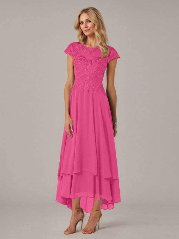 Robe de mère de la mariée en dentelle en mousseline asymétrique à encolure bateau illusion et plis avec appliqué, coupe en A