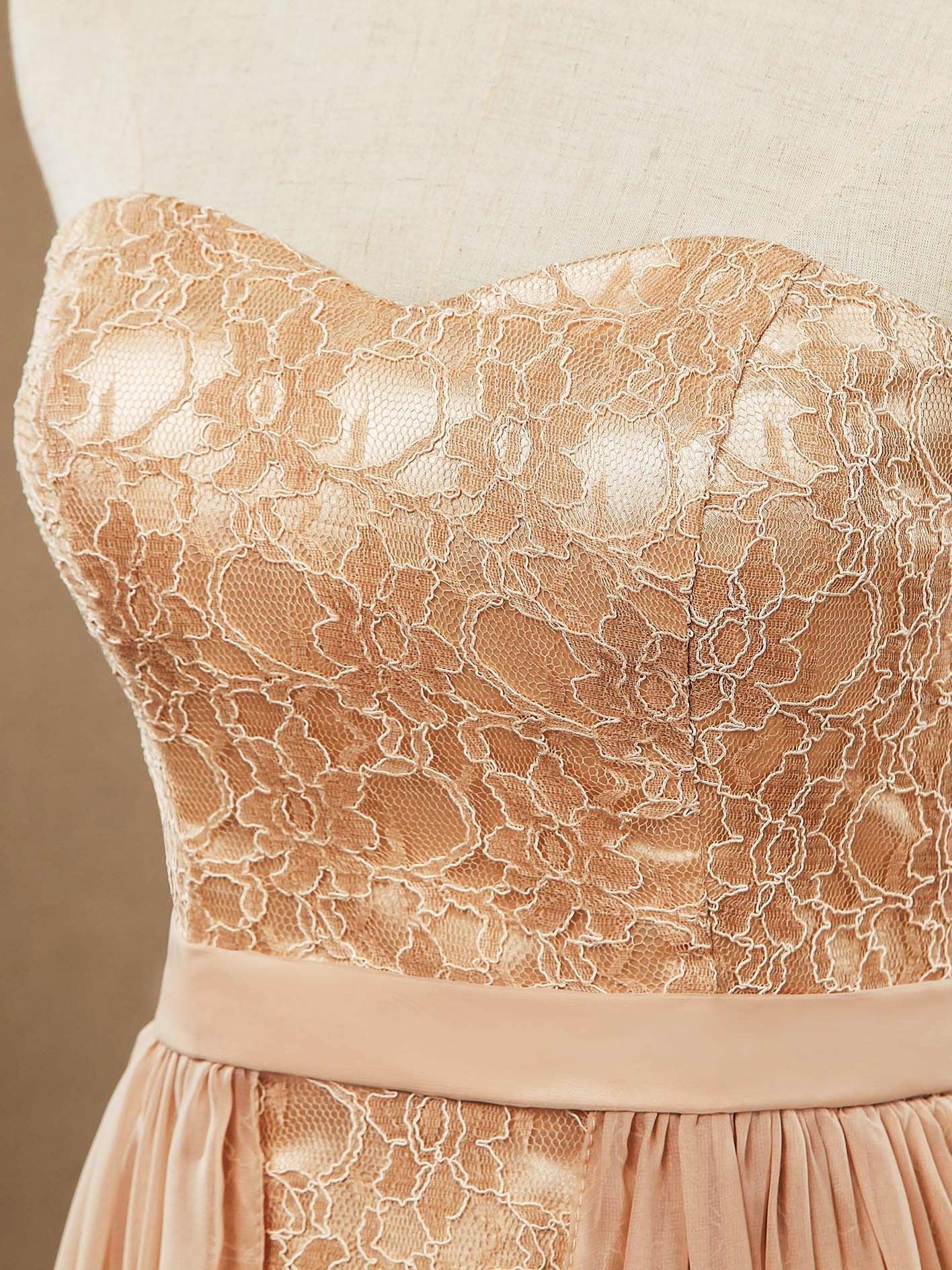 Vestido de Cocktail Coluna Bainha Sem Alças para Festas e Baile de Finalistas Curto em Renda com Pormenor Longo em Chiffon