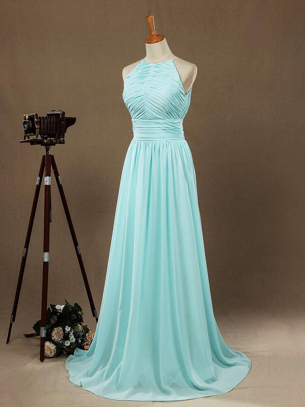 Abiti da sera in chiffon lunghi fino al pavimento, linea a trapezio, collo all'americana, schiena scoperta, pieghetti