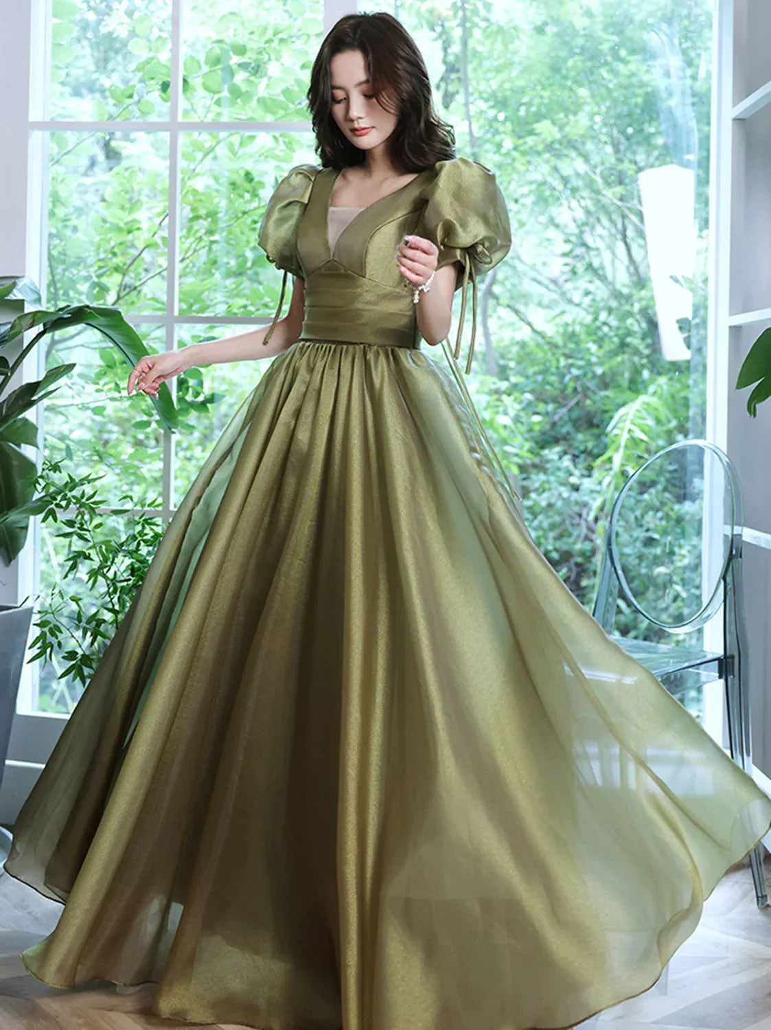 Vestido longo de baile simples verde com decote em V e tule, Vestidos de noite verdes Y1872