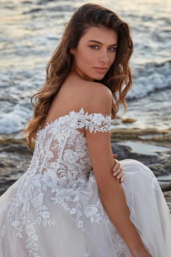 Ivory Off Shoulder Wedding Dress Ball Gown Illusion Lace Corset 3D Floral