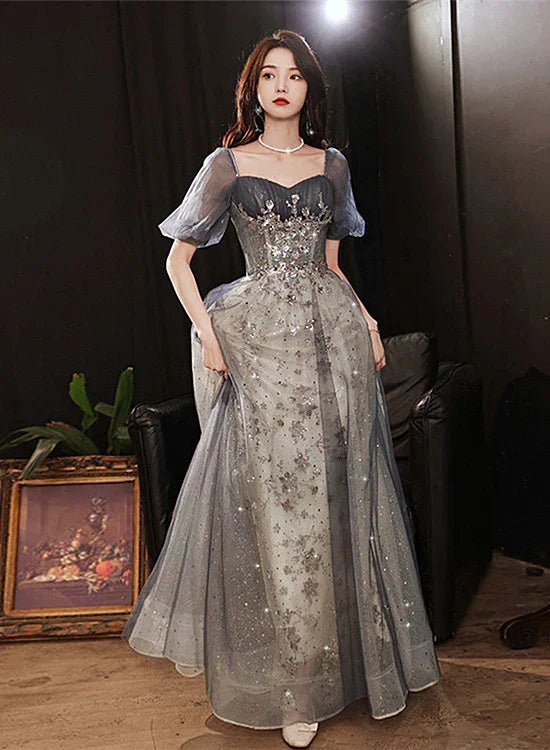 Elegante abito lungo da festa grigio con maniche corte e gonna a trapezio in tulle, abito da sera grigio Y1507