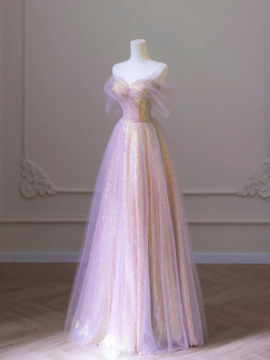 Abito lungo da sera lucido in tulle con paillettes, linea a trapezio con spalle scoperte Y1416