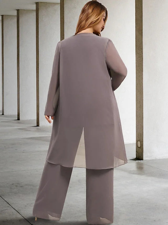 بدلات بنطلون من الشيفون لأم العروس مع سترة