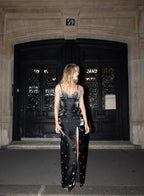 Encantador vestido de fiesta negro de satén con cuentas, abertura, tirantes finos, corte recto, vestido de noche Y8229