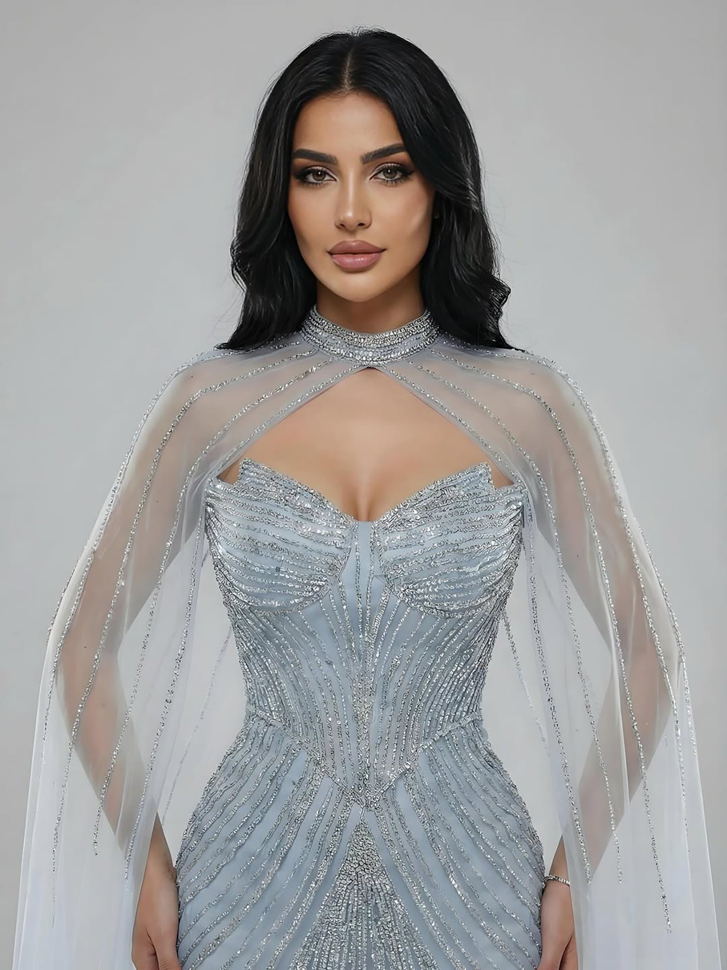 Vestido de Noite de Sereia em Nude de Luxo com Mangas de Capa LA73118
