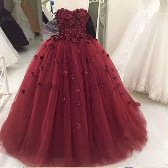 Charming Strapless Burgundy Tulle Ball Gown With Hand Flowers Y1218