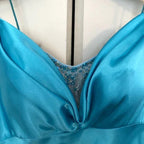 Robe de soirée sirène en satin bleu simple à fines bretelles spaghetti Robe de bal formelle Y8404