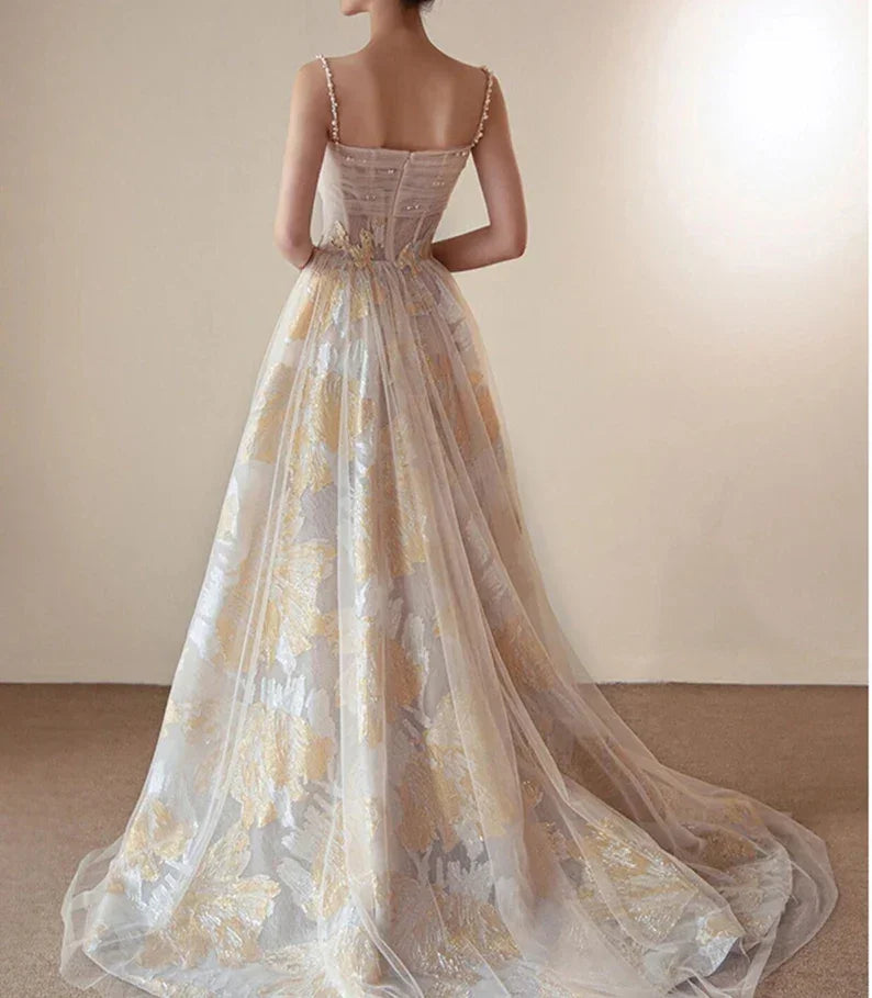 Vestido de baile em tule com flores bordadas em corte evasê Vestido de noite deslumbrante Y287