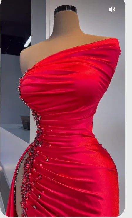 Vestido de noite vermelho com decote assimétrico, cetim, pregas e racha alta, vestido formal encantador Y379