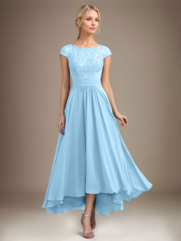 Robe de mère de la mariée en mousseline de soie à dentelle asymétrique illusion en décolleté arrondi et coupe en A avec plis