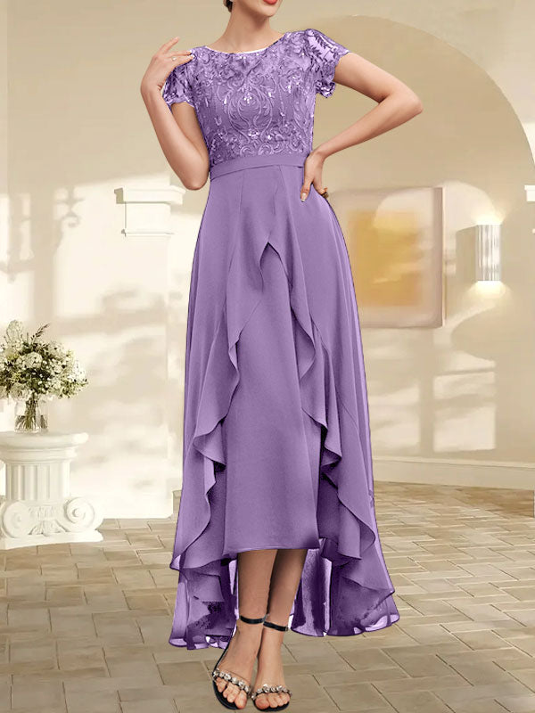 Robe de mère de la mariée en mousseline et dentelle asymétrique illusion à encolure dégagée, coupe en A, avec nœud, volants et paillettes