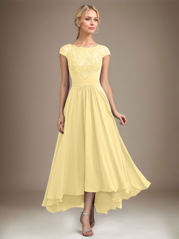 Robe de mère de la mariée en mousseline de soie à dentelle asymétrique illusion en décolleté arrondi et coupe en A avec plis